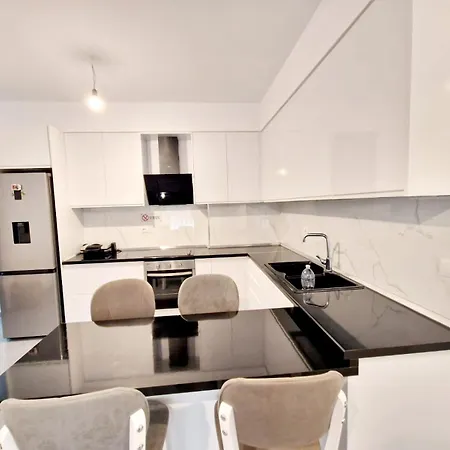 Sea And Sun * Vlorë